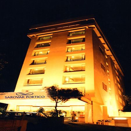 艾哈迈达巴德萨诺瓦波蒂科酒店 阿穆达巴 外观 照片