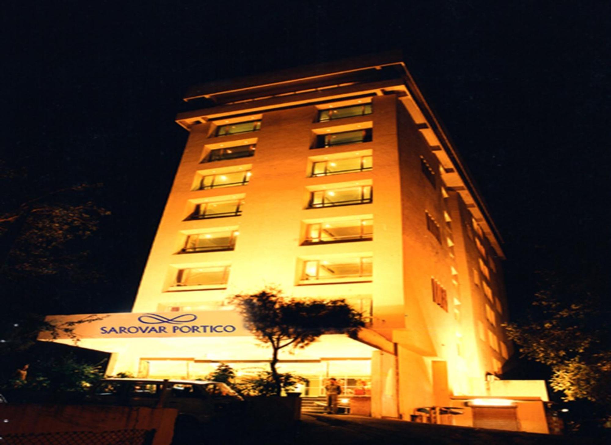 艾哈迈达巴德萨诺瓦波蒂科酒店 阿穆达巴 外观 照片